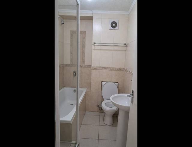 1 BEDROOM PROPERTY TO RENT IN OVERPORT
